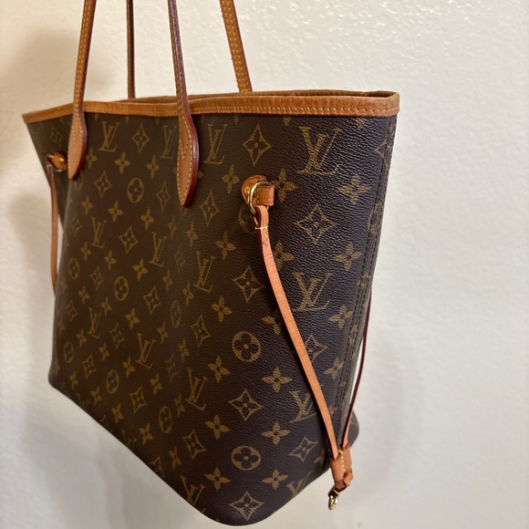 Louis Vuitton Neverfull MM - Picture 2 of 6